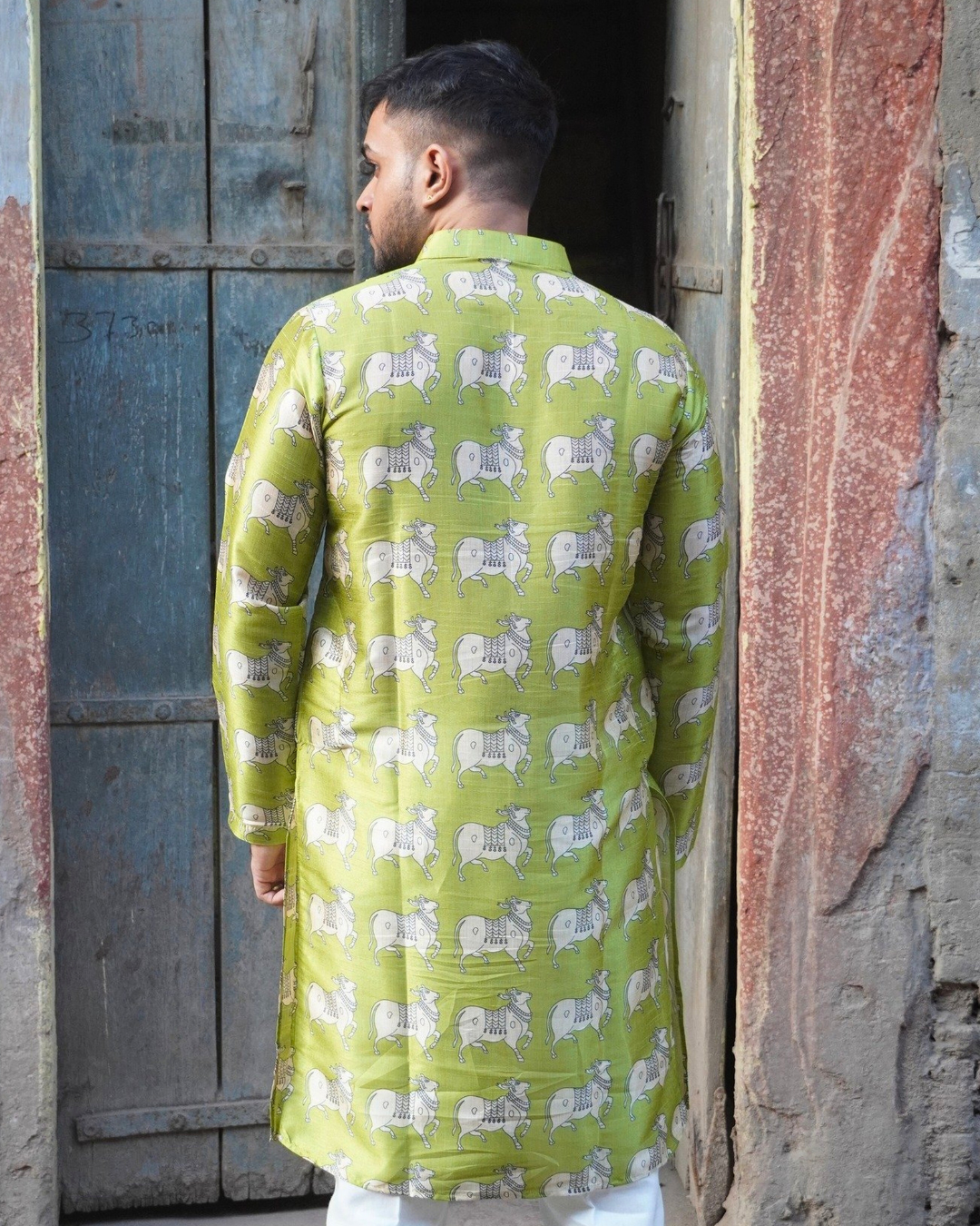 Nandvir Kurta Pajama Set
